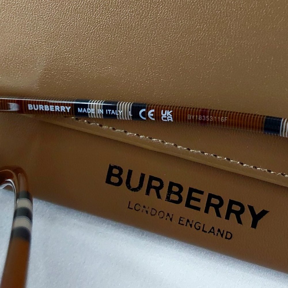 BURBERRY 'CAROLL' SQUARE LENS FULL~RIM SUNGLASSES SIGNATURE BRITISH CHECKERED - Picture 10 of 16